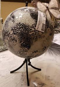 lot 140 image: GLASS MOSAIC STYLE GLOBE IN STAND