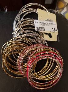 lot 151 image: LOT OF ASSORTED BANGLE BRACELETS