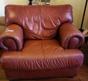 lot 322 image: LEATHER CHAIR