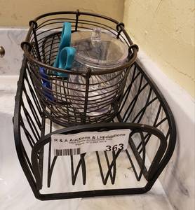 lot 363 image: LOT OF METAL BASKET AND ACCESSORIES