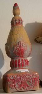 lot 210 image: CERAMIC DECOR SCULPTURE (7.5 BASE x 21 HIGH)
