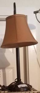 lot 230 image: TABLE TOP LAMP WITH SHADE (22 HIGH)