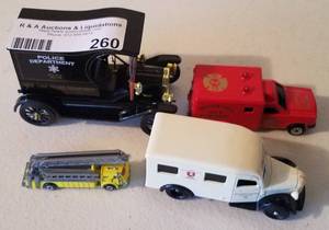 lot 260 image: LOT OF ASSORTED TOY CARS  TRUCKS