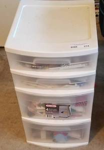lot 274 image: 4-DRAWER PLASTIC STORAGE ORGANIZER WITH CRAFTING SUPPLIES