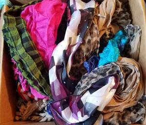 lot 296 image: LOT OF ASSORTED SCARVES