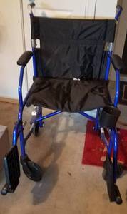 lot 298 image: MEDLINE WHEEL CHAIR