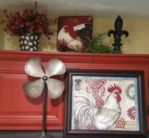 lot 446 image: LOT OF ASSORTED HOME DECOR
