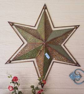 lot 457 image: LARGE METAL STAR WALL DECOR (28.25 WIDE x 33 HIGH)