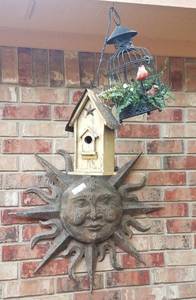lot 465 image: LOT OF PATIO DECOR