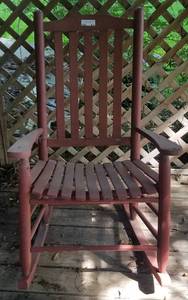 lot 471 image: WOODEN ROCKING CHAIR
