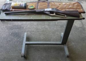 lot 475 image: DAISY BB GUN, RIFLE BAG, AND MORE