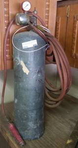 lot 489 image: TORCH WITH TANK