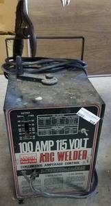 lot 518 image: MONTGOMERY WARD ARC WELDER (100 AMP, 115 VOLT)