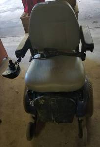 lot 522 image: JAZZY SELECT 14 POWER CHAIR  WHEEL CHAIR