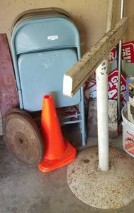 lot 530 image: LOT OF FOLDING CHAIRS, WEIGHTS, AND MORE