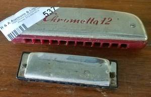 lot 537 image: VINTAGE HARMONICAS