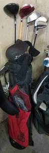 lot 557 image: GOLF CLUB BAG WITH 5 ASSORTED CLUBS (BIDDING BY THE  PIECE)