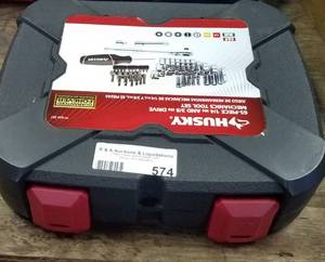 lot 574 image: HUSKY 65-PIECE MECHANICS TOOL SET IN CASE (LIKE-NEW CONDITION)
