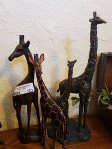 lot 333 image: ASSORTED SIZED GIRAFFES SCULPTURES