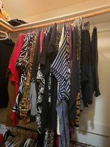lot 364 image: CLOSET LOT OF ASSORTED CLOTHING AND MORE