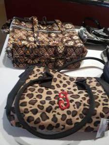 lot 371 image: LOT OF ASSORTED HANDBAGSPURSES