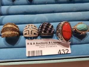 lot 432 image: LOT OF ASSORTED FASHION RINGS