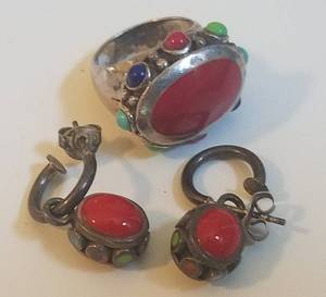 lot 602 image: 925 SILVER RING  EARRINGS SET (BIDDING BY THE  PIECE)