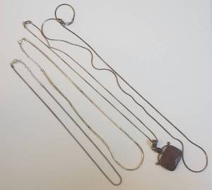 lot 604 image: 925 SILVER NECKLACES (BIDDING BY THE  PIECE)