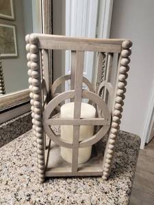 lot 81 image: Square Wood Candle Holder with Candle