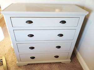 lot 139 image: Light Grey 4-Drawer Chest by Home LLC