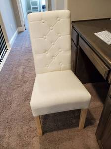 lot 140 image: Cream Side Chair with Light Wood Legs