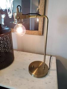 lot 172 image: Intertek Metal Industrial Table Lamp