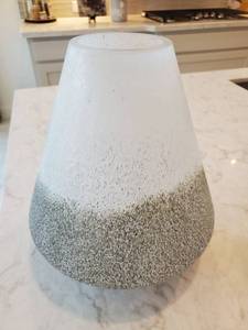 lot 67 image: Textured White & Grey Glass Vase