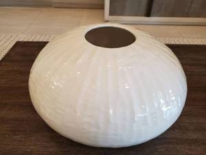 lot 74 image: Crate &amp Barrel White Ceramic Paley Centerpiece