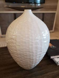 lot 75 image: Crate & Barrel Paley White Ceramic Vase