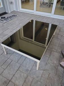 lot 115 image: Coffee Table with Metal Base