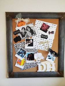 lot 166 image: Metal Framed Cork Board