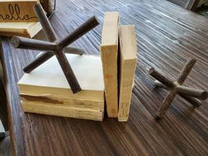 lot 183 image: 2 Metal Jacks & 5 Books