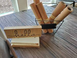 lot 184 image: Wire Basket with Corkboard & Hello Sign