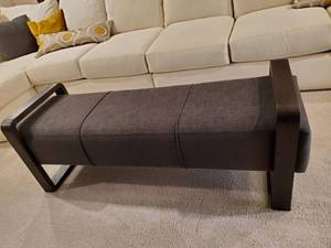 lot 193 image: Curata Upholstered Bench by Hooker Furniture