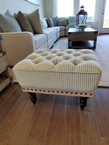 lot 42 image: Seersucker Button Tufted Bench by Pier 1