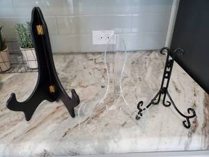 lot 189 image: Three Plate Stands