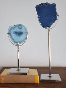 lot 134 image: Pair of Stands with Agate Slices