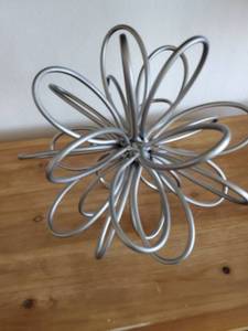 lot 143 image: Loop Metal Wire Sculpture