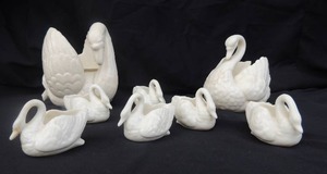 lot 49 image: Lenox swan family-Dad, mom and 7 babies