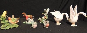 lot 92 image: Ceramic and porcelain bird lot- Hummingbird collection by Allen, 2 white swans and lots more