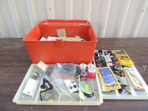 lot 136 image: Red sewing kit chocked full of supplies & novelties