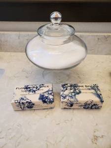 lot 24 image: Glass Container with Bath Salts & 2 Bars of Soap