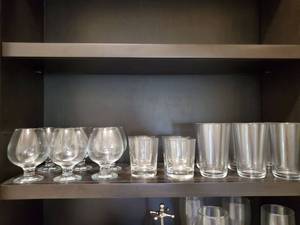 lot 72 image: Variety of Glasses