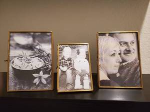 lot 142 image: Brass & Glass Frames